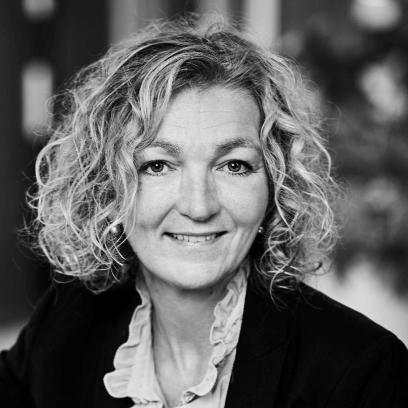 Eva-Lotta Löwstedt Lundell